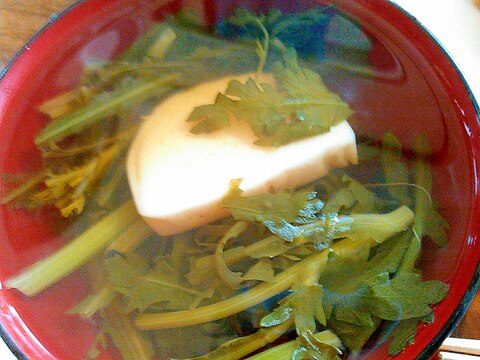 かまぼこ春菊の和風スープ